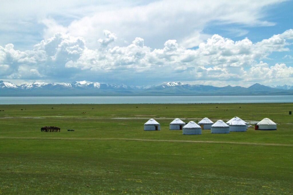 Horse tours in Kyrgyzstan